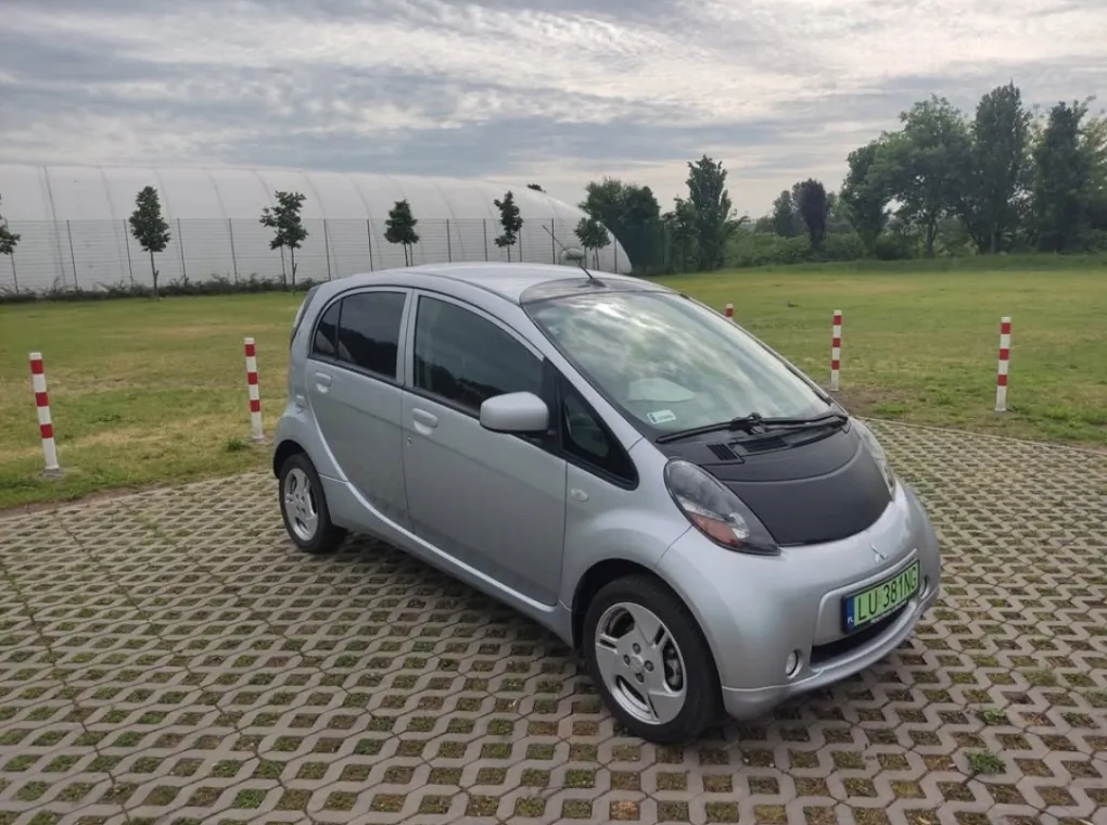 Mitsubishi i-MiEV