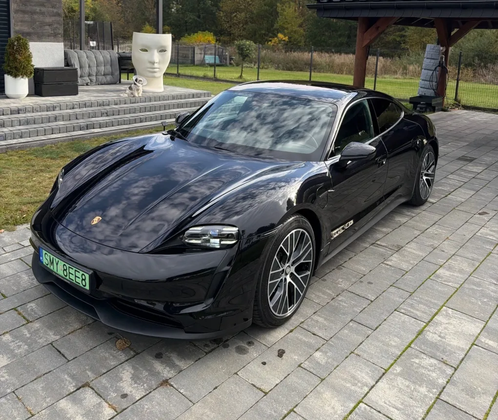 Porsche Taycan