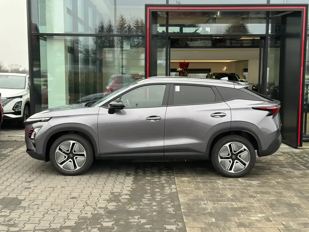 Omoda E5