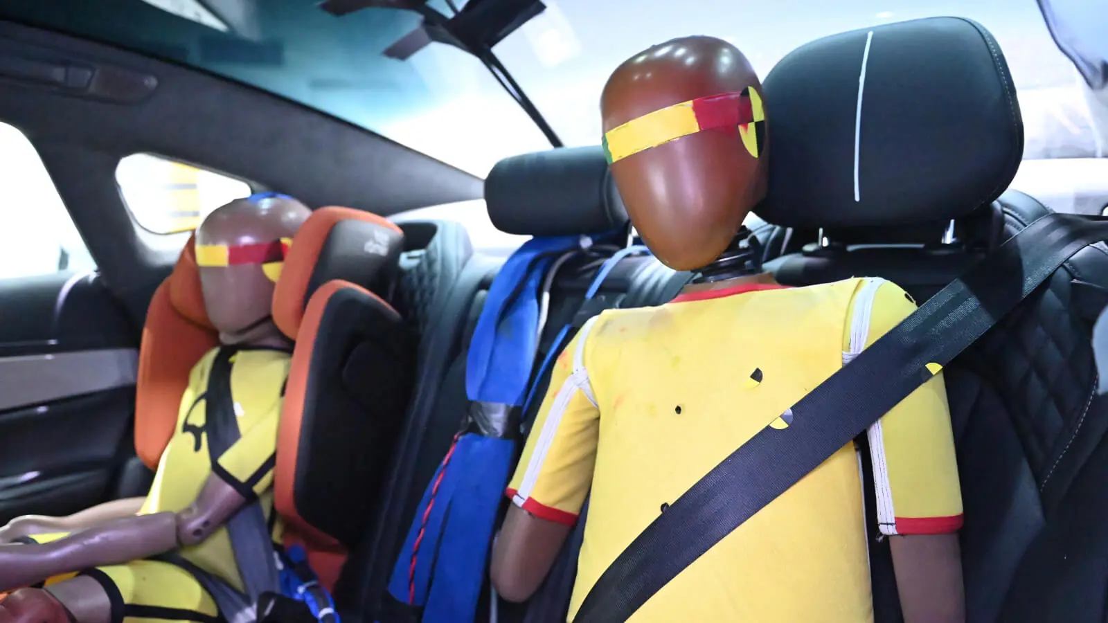 EXLANTIX ES z 5 gwiazdkami Euro NCAP i rekordem Guinnessa - już niedługo wkracza do Polski