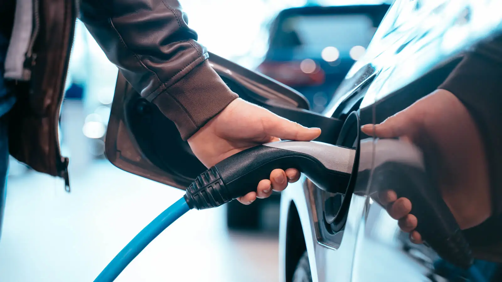 Zmiany w programie NaszEauto - oficjalnie zostały ogłoszone! Nowi beneficjencji i dotacja na busy