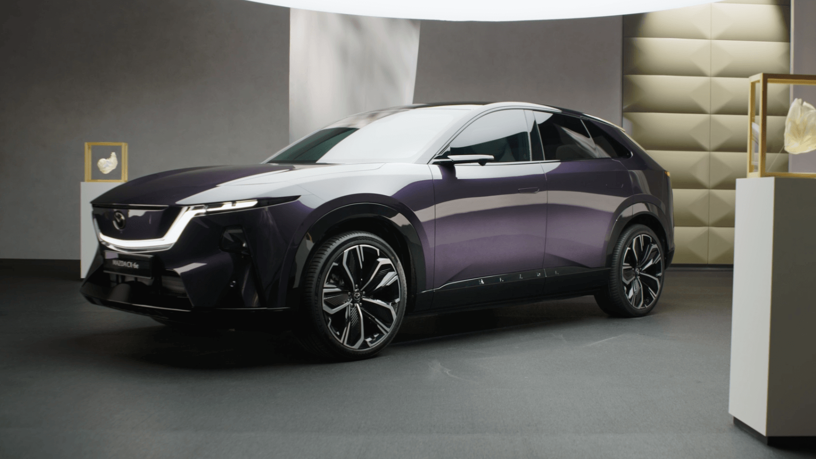 Mazda CX-6e - wszystko, co musisz wiedzieć o nowym elektrycznym SUV-ie