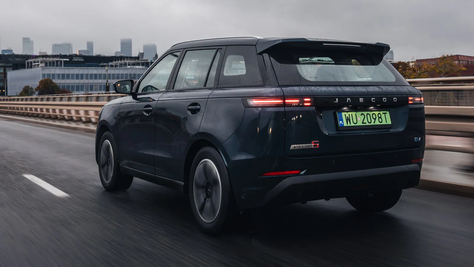 JAECOO E5 i OMODA E5 - cena już od 139 900 zł - sprawdź nowe cenniki elektrycznych modeli z grupy Chery