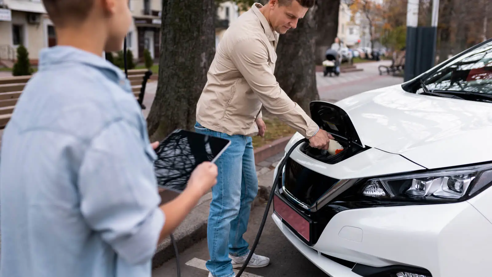 Czy samochody elektryczne są bezpieczne?