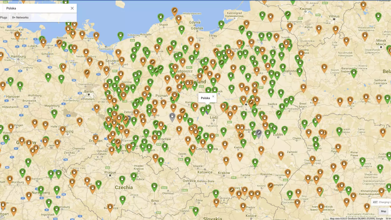 Gdzie znaleźć informacje o stacjach ładowania samochodów elektrycznych? Praktyczny przewodnik