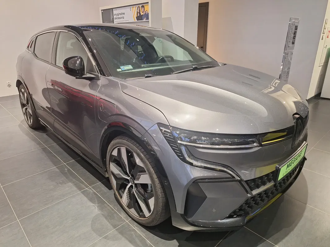 Używany samochód elektryczny Renault Megane E tech
